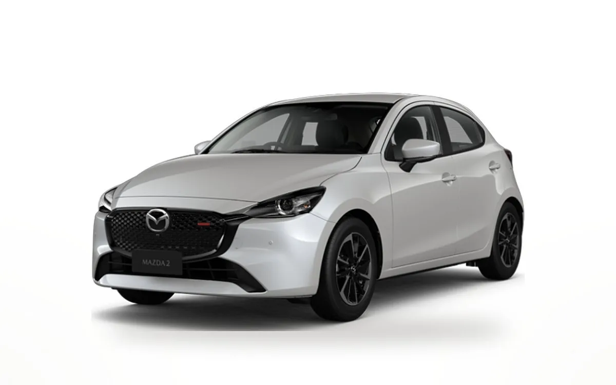 Mazda 2 2022 – سيارة مدمجة للإيجار في لارنكا