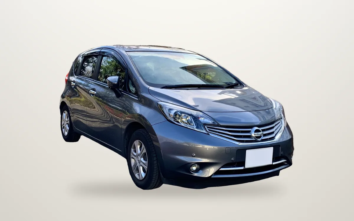 Nissan Note – רכב קומפקטי להשכרה בלרנקה