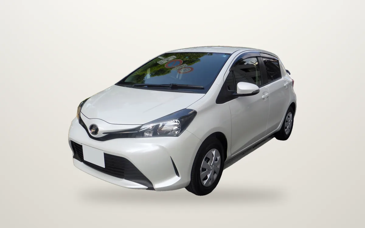 Toyota Vitz 2020 – Μικρά προς ενοικίαση στη Λάρνακα