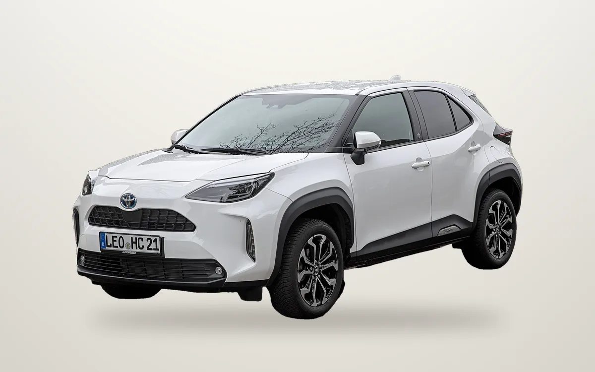 Toyota Yaris Cross 2022 – سيارة SUV للإيجار في لارنكا